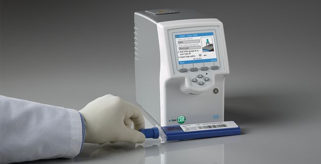 Liat Testing cobas® Liat® Analyzer